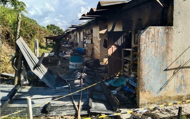 Seorang Karyawan Tewas Usai Perumahan Kebun Kelapa Sawit di Kotim Terbakar