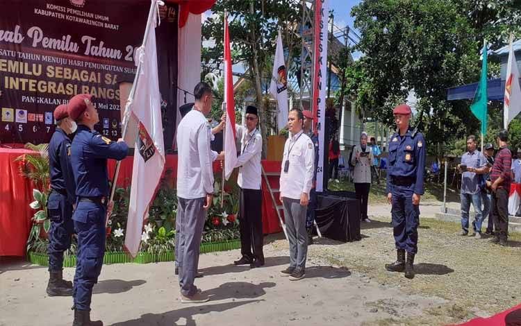 KPU Kobar Laksanakan Kirab Pemilu 2024 Diharapkan Seluruh Masyarakat Gunakan Hak Pilihnya