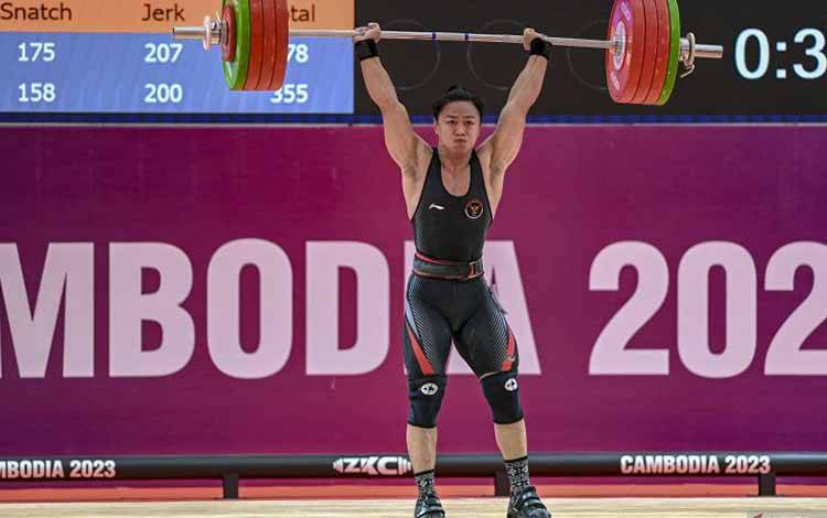 Presiden IWF Terpukau dengan Aksi Rahmat Erwin di SEA Games 2023
