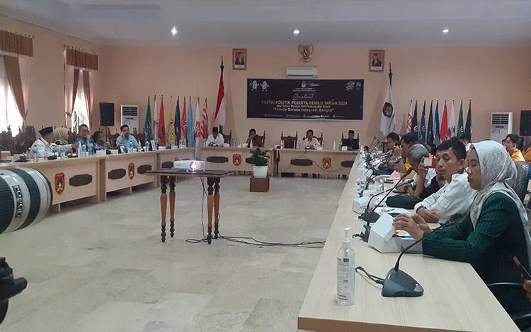 KPU Kobar Gelar Sosialisasi Parpol Peserta Pemilu 2024