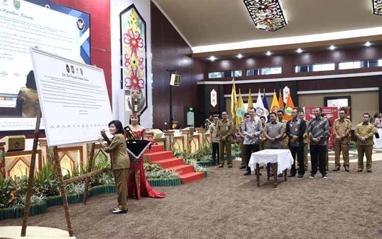 Bupati Pulpis Hadiri Forum Koordinasi SPBE