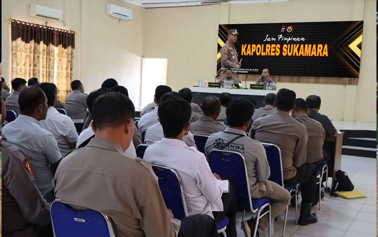 Kapolres Sukamara : Polisi RW Diharapkan Cegah Gangguan di Masyarakat