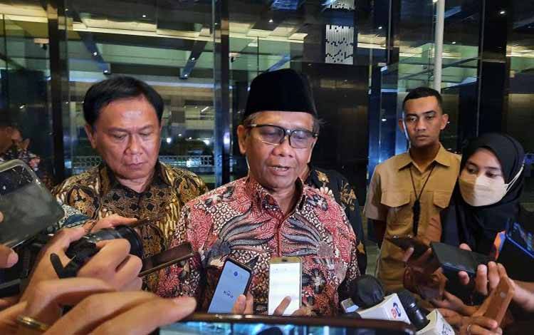 Mahfud MD Pastikan Tidak Ada Politisasi Hukum Terkait Johnny Plate