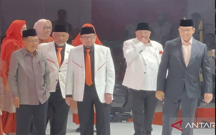 Anies Baswedan dan JK Melangkah Bersama di Panggung Milad Ke-21 PKS