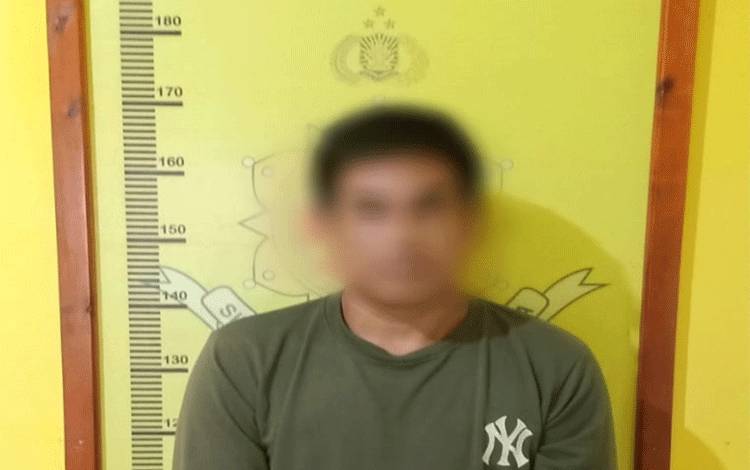 Edarkan Zenith, Warga Luwuk Ranggan Kotim Diborgol