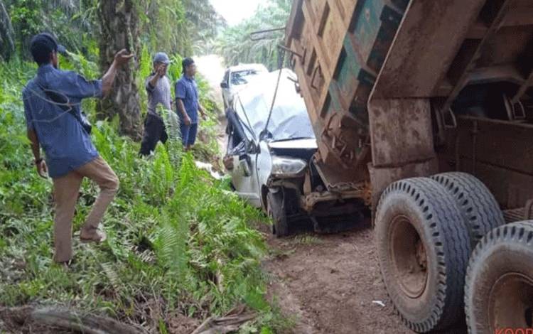 Mobil Avanza Kecelakaan di Perkebunan Kelapa Sawit Kotim, Satu Orang Tewas