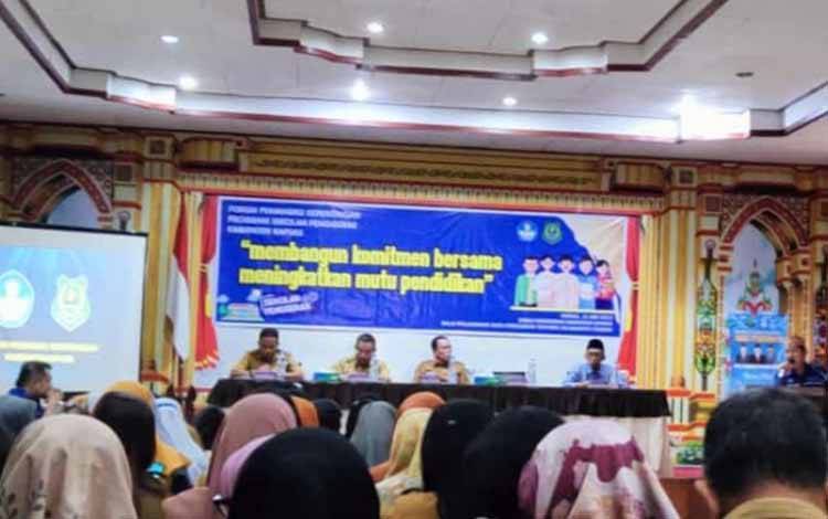 Asisten I Setda Kapuas Buka Forum FKPD Pelaksana Program Sekolah Penggerak?