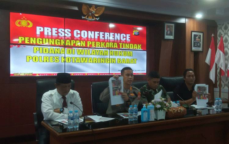 Empat Orang Ditangkap Polres Kobar Karena Diduga Lakukan Pengrusakan dan Coba Curi Senpi Polisi