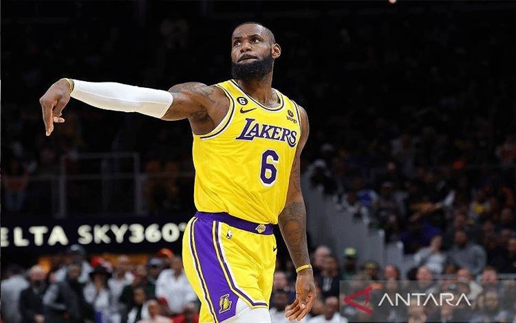 LeBron James Pertimbangkan Pensiun Usai Kalah di Final Barat
