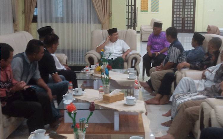Terkait Penolakan Pengangkatan Juni Gultom Sebagai Pj Sekda, Ini Kata Pj Bupati Kobar Budi Santosa