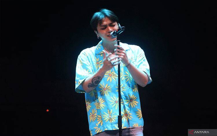 Junny Ungkap Keinginan Menggebu Kolaborasi dengan Musisi Indonesia