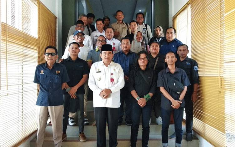 Pj Bupati Kobar Ajak Pers Perkuat Sinergitas Kawal Kebijakan Daerah