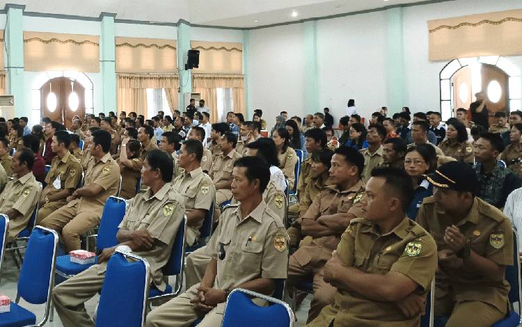 Kepala Desa di Gunung Mas Diminta Susun APBDesa dengan Lebih Teliti dan Cermat