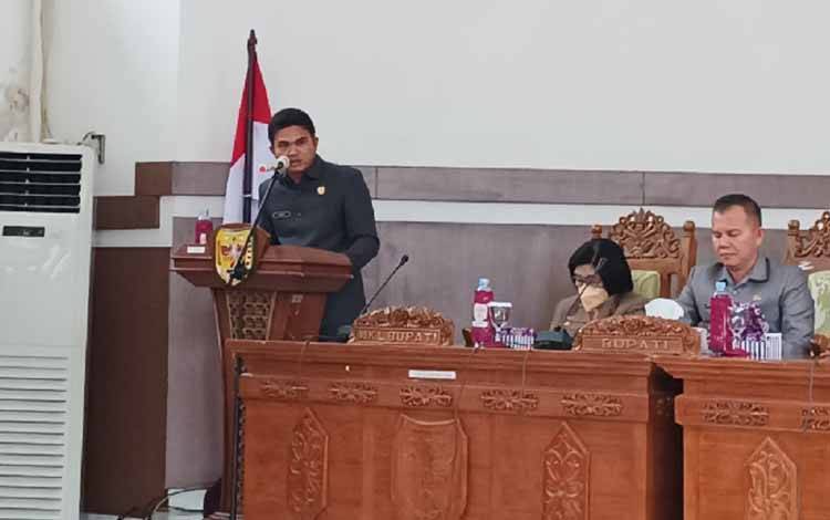 Wakil Ketua I DPRD Gunung Mas Minta DPMD Segera Cairkan ADD