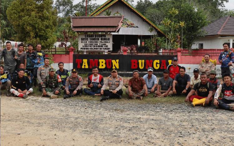 Kapolres Gunung Mas Kunjungi Situs Tambun Bungai dan Lakukan Hal ini