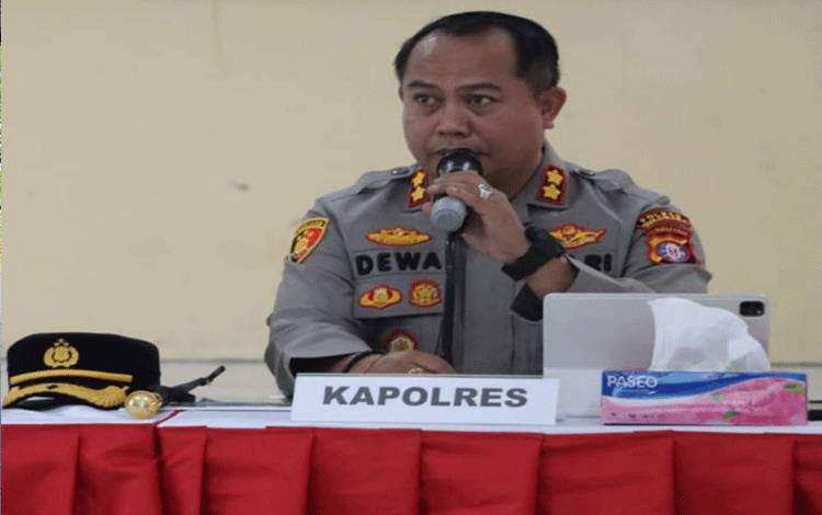 Polres Sukamara Bersinergi Dengan Masyarakat Tanggulangi Karhutla??