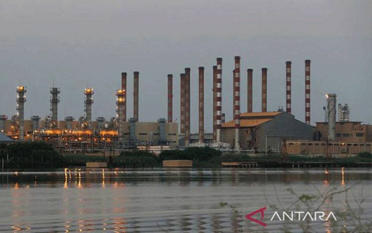 Harga Minyak Turun di Tengah Laporan Kemungkinan Kesepakatan Iran-AS
