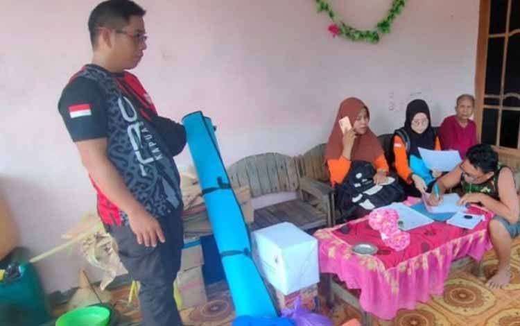 BPBD Kapuas Salurkan Bantuan untuk Warga Terdampak Puting Beliung di Mantangai Tengah
