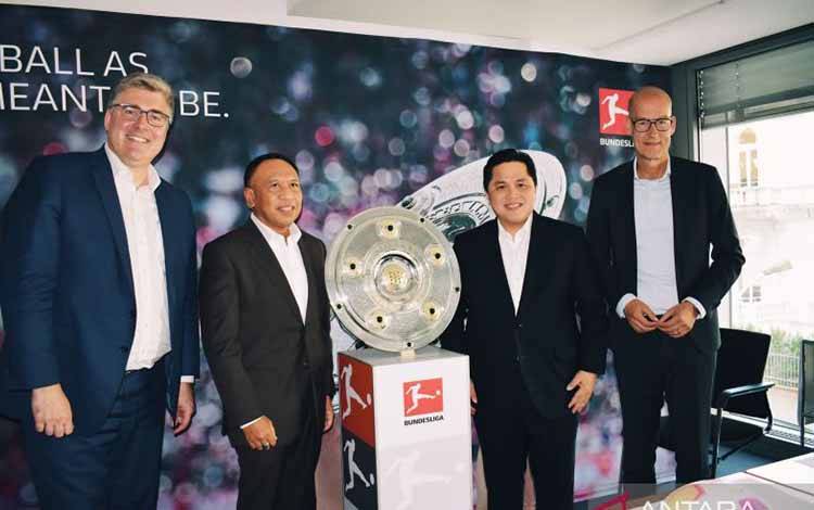 PSSI Teken MoU dengan DFL Tentang Kerja Sama Pelatihan dan Pemasaran