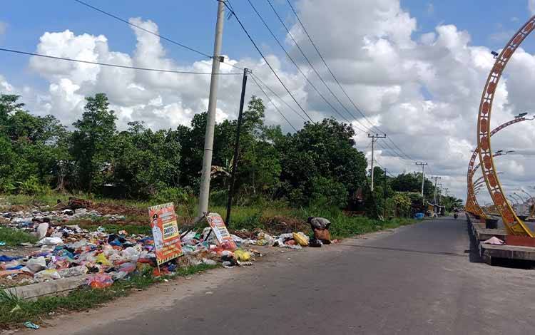 Masih Ada yang Membuah Sampah di Terowongan Nur Mentaya, Begini Kata Kepala DLH
