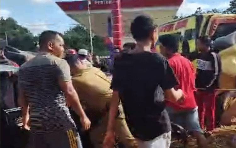 Ayah, Ibu, dan Anak Dikabarkan Tewas Dalam Kecelakaan di Kotim