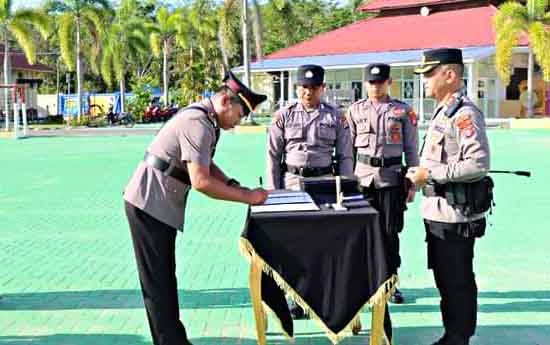 Kapolres Pulang Pisau Pimpin Sertijab Empat Kapolsek dan Satu Kasat