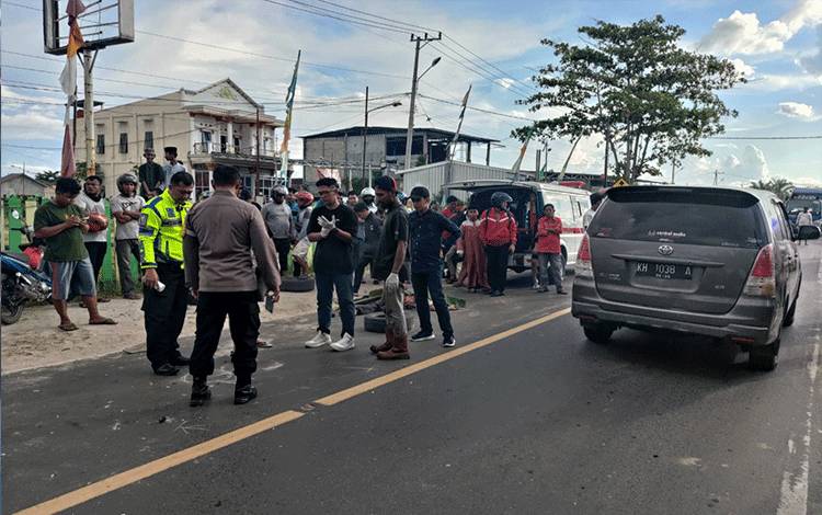 Tabrak Lari di Depan Masjid Kubah Hijau, Pengendara Motor Tewas di Tempat