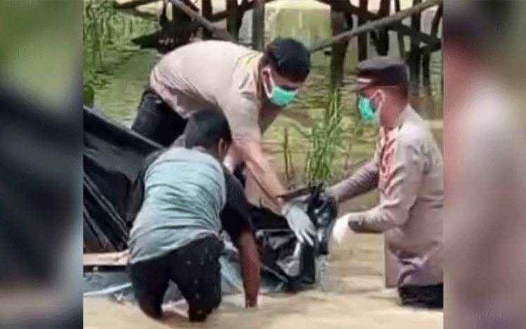 Geger Temuan Mayat di Kapuas Tengah, Kaki dan Tangan Terikat