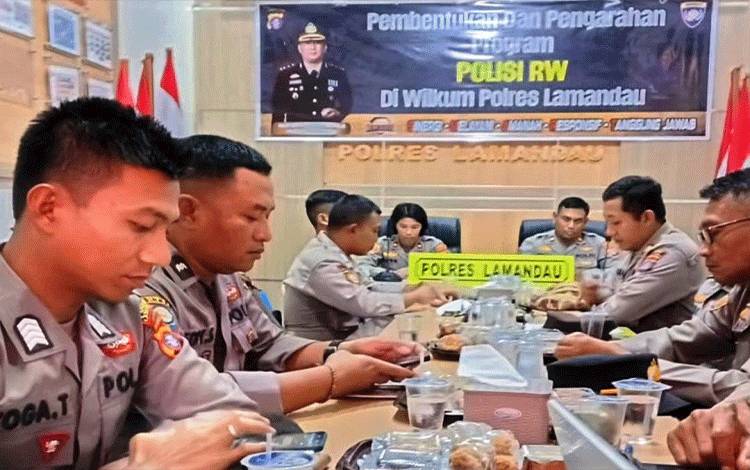 Polres Lamandau Bentuk Polisi RW untuk Tingkatkan Layanan Masyarakat