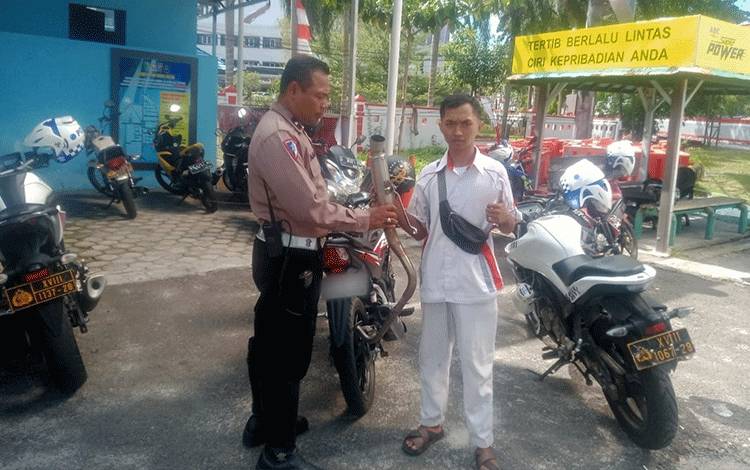 Polisi Tindak Pengguna Knelpot Brong di Palangka Raya