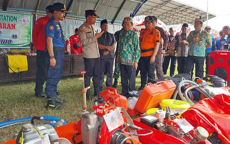 Apel Gabungan Pasukan dan Peralatan Digelar di Kapuas Demi Kesiapsiagaan Penanggulangan Karhutla