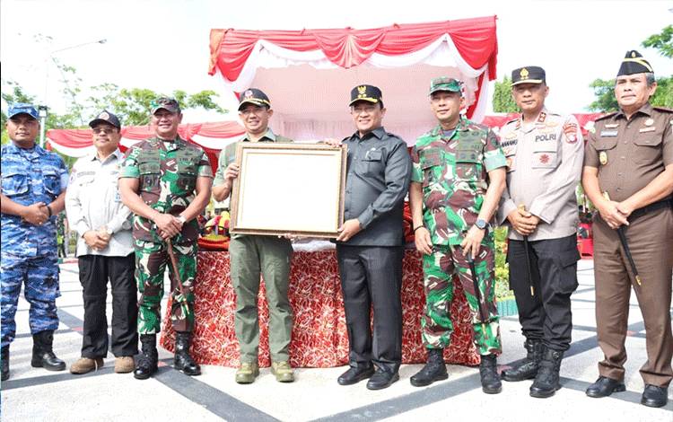 BNPB Serahkan 1.620 Unit Bantuan Sarana Prasarana Penanganan Karhutla