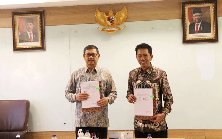 Pemkab Barito Utara Terima Aset Eks Bandara Beringin Muara Teweh