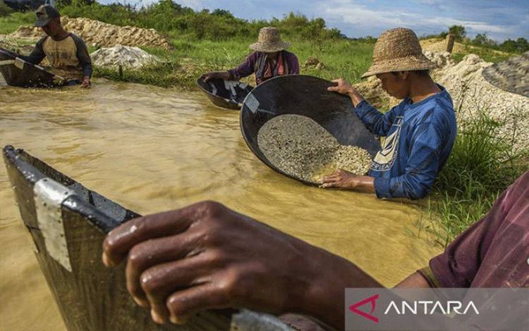 Geopark Meratus yang Terus Memancarkan Kilau Intan