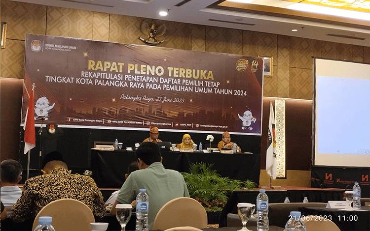 KPU Kota Lanjutkan Proses Rekapitulasi DPT per Kelurahan di Palangka Raya
