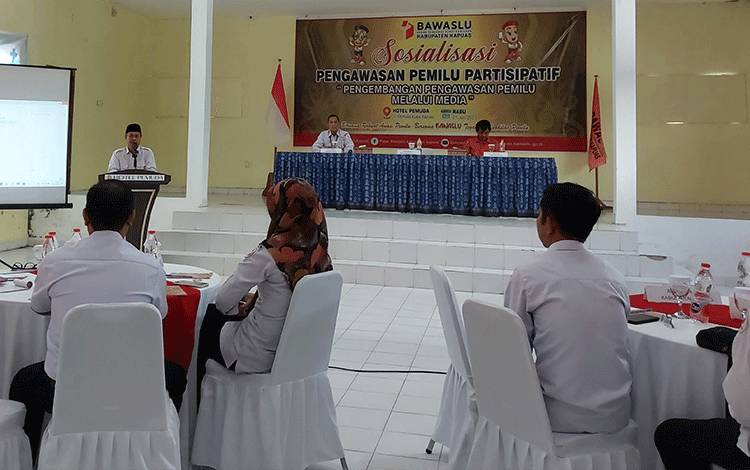 Hadirkan Jurnalis, Bawaslu Kapuas Sosialisasi Pengawasan Pemilu Partisipatif