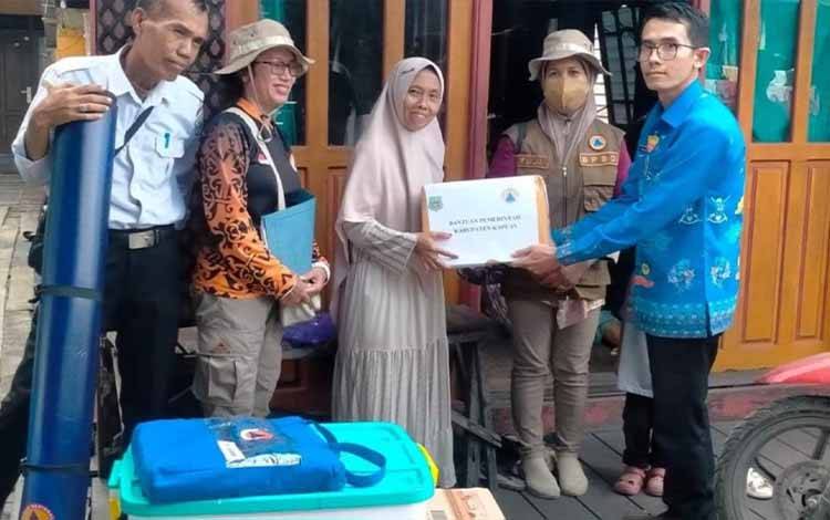 BPBD Kapuas Bantu Warga Terdampak Kebakaran Rumah di Jalan Kapuas