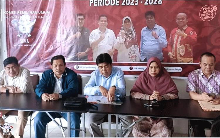 Lima Orang ini Terpilih Isi Kursi Anggota KPU Kobar