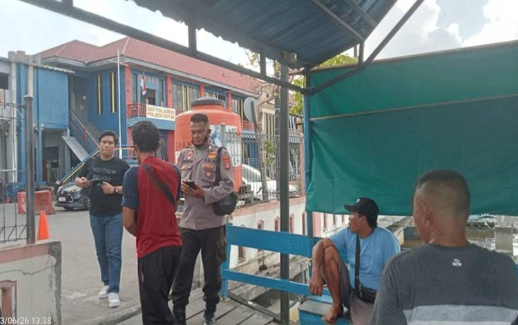 Polisi Masih Cari Identitas Korban Jatuh Dari Perahu Ces di Sungai Mentaya