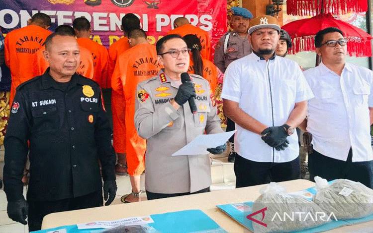 Polresta Denpasar Sita 3,2 Kilogram Ganja Dari 25 Kurir
