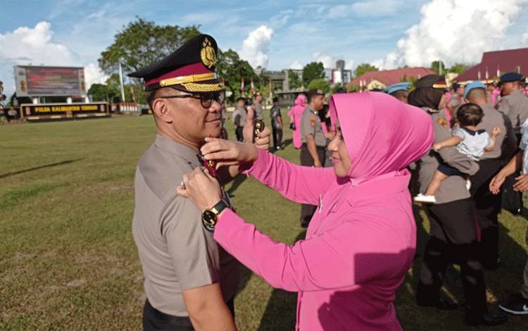 512 Personel Polda Kalteng Naik Pangkat