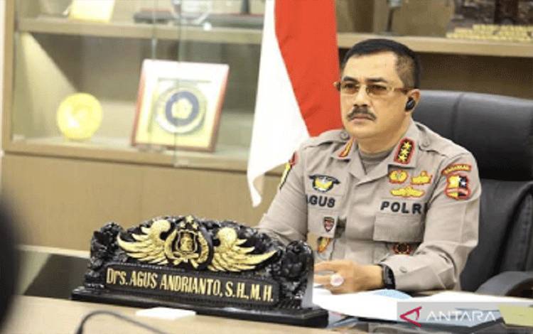 Kapolri Lantik Wakapolri Agus Andrianto Lusa