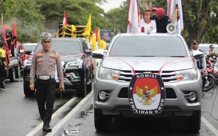 Satlantas Polres Kapuas Lakukan Pengawalan Pawai Kirab Pemilu 2024?