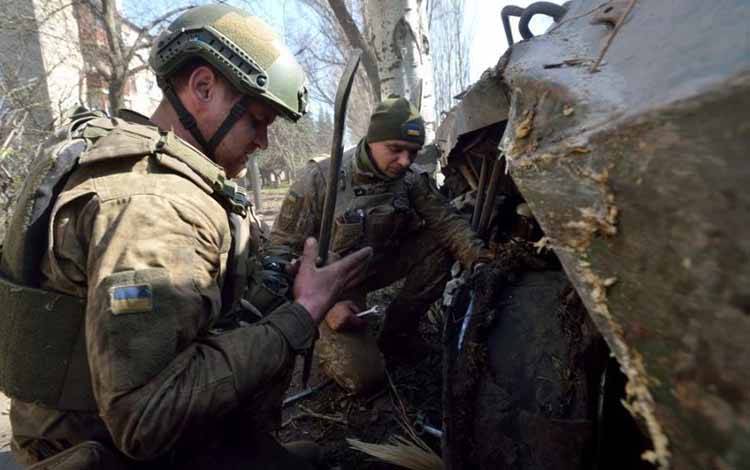 Spanyol Janjikan Bantuan Rp903 Miliar untuk Ukraina