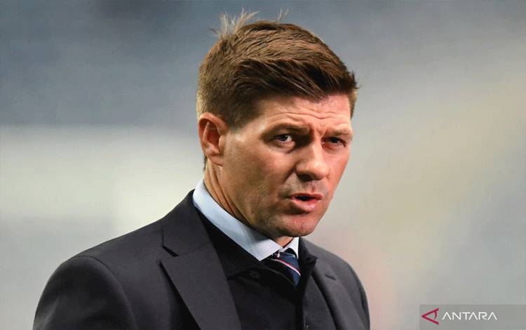 Steven Gerrard Resmi Latih Klub Arab Saudi Al Ettifaq