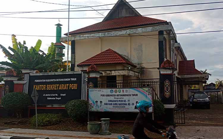 Gedung Sekretariat PGRI Kotim Mendapat Perhatian Pemerintah Daerah