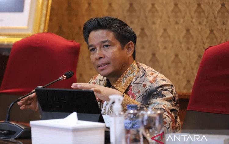 Pemerintah-DPR Pastikan Tak Ada PHK dan Pengurangan Gaji Bagi Non-ASN