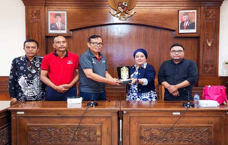 Wakil Ketua III DPRD Kalteng Kaji Banding Penanganan Stunting ke Bali