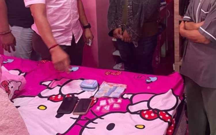 Seorang Ibu Rumah Tangga Ditangkap karena Edarkan Sabu