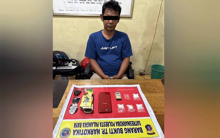 Pria ini Diringkus Polisi Karena Miliki Lima Paket Sabu